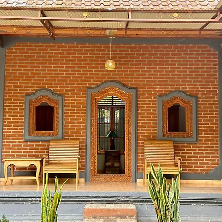 The Kori Homestay Munduk Buitenkant foto