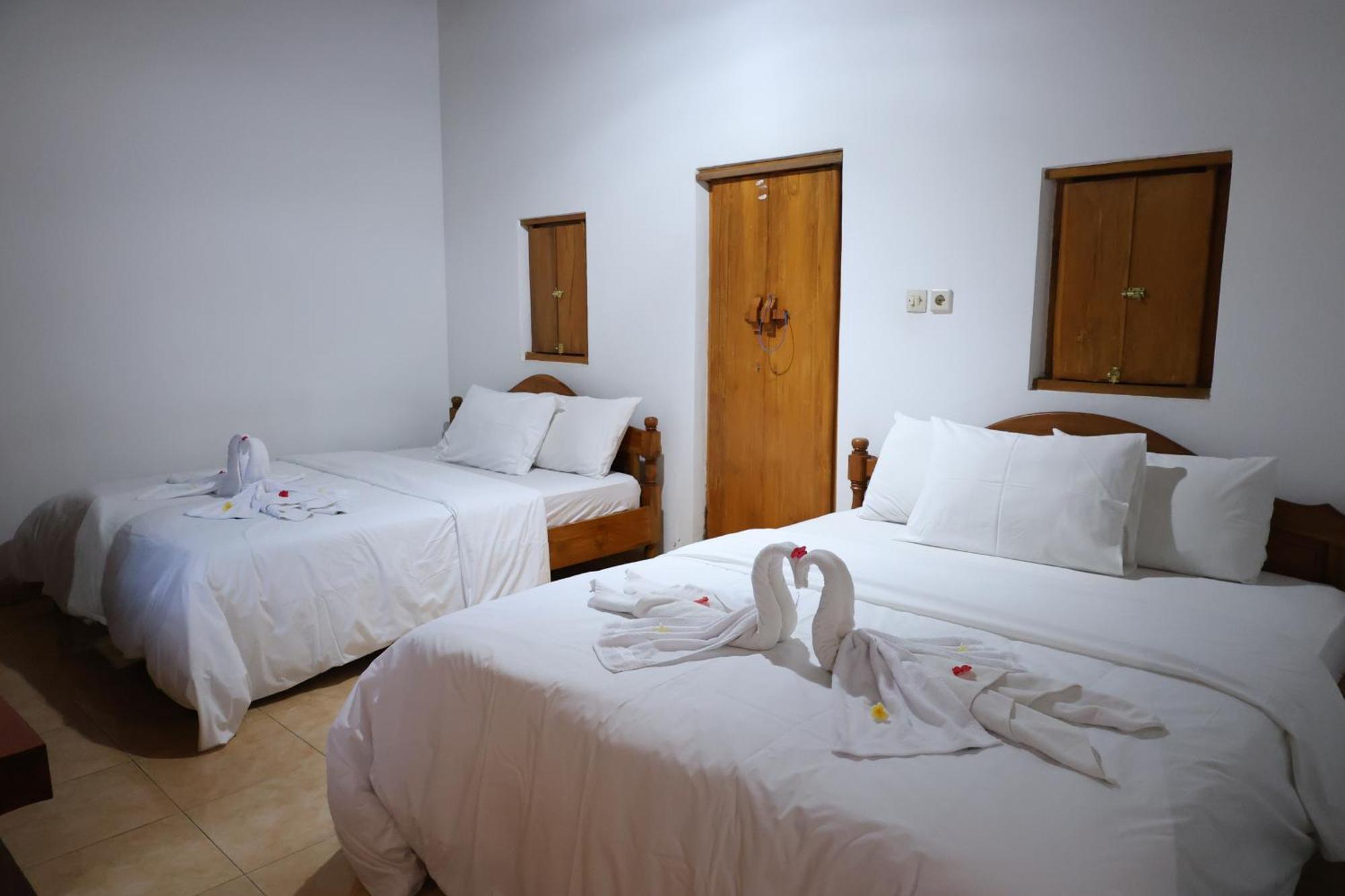 The Kori Homestay Munduk Buitenkant foto